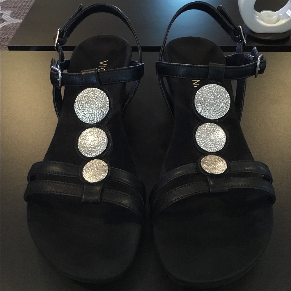 VIONIC Park Noleen black size 8.5 new with box